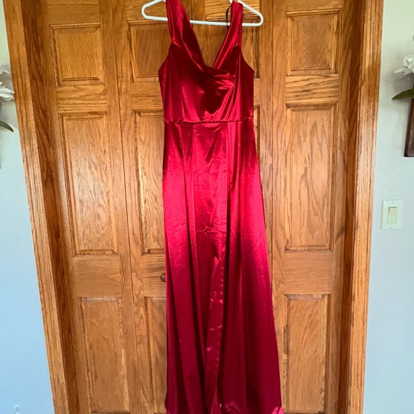 NWT Red Off the Shoulder Evening Dress - Picture 3 of 5
